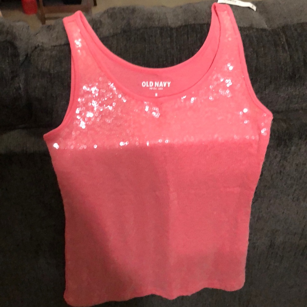Brand new salmon colored Old navy tank size medium